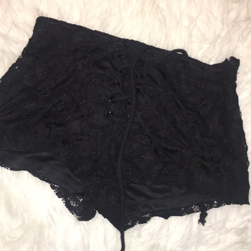 black lace up shorts